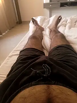 hairy-guy1 online show from 09/28/25, 02:06