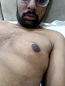 hairy-guy1 online show from 10/02/25, 05:20