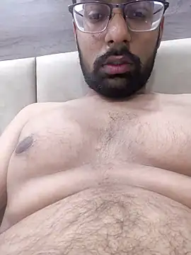 hairy-guy1 online show from 03/04/26, 05:08