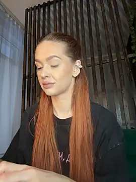 LittleFox    online show from 02/18/26, 05:25