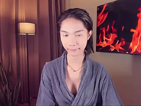 yourladycess  online show from 09/14/25, 03:00