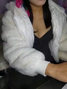 Suzen7389 online show from 12/19/25, 03:30