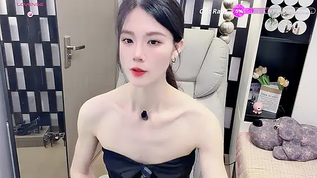 Yueyue-MM online show from 06/05/26, 07:03