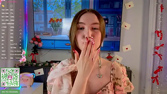 ElfredaTupy online show from 02/21/26, 07:04