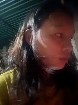 Snapshot of simi-lucy chatting on 09/10/25, 11:05 simi-lucy online show from 09/10/25, 11:05