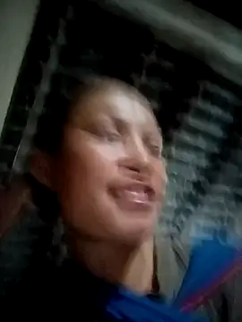 Snapshot of simi-lucy chatting on 09/30/25, 11:04 simi-lucy online show from 09/30/25, 11:04