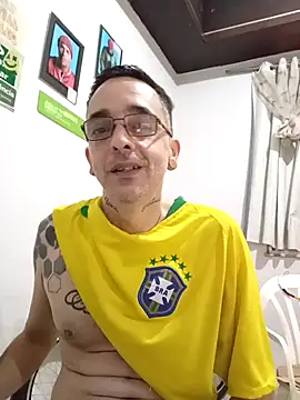 dinho carioca online show from 09/25/25, 03:49