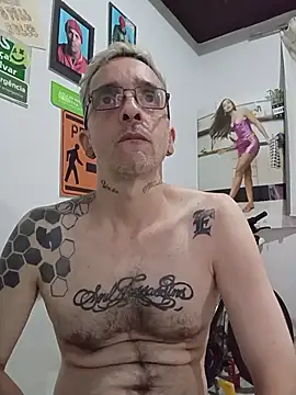 dinho carioca online show from 02/05/26, 04:28