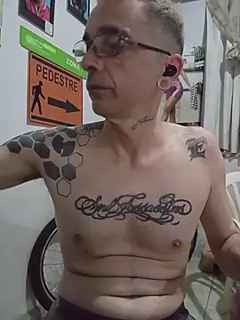 dinho carioca online show from 03/23/26, 03:54