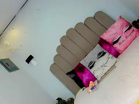 onegreatkandy online show from 03/08/26, 01:25