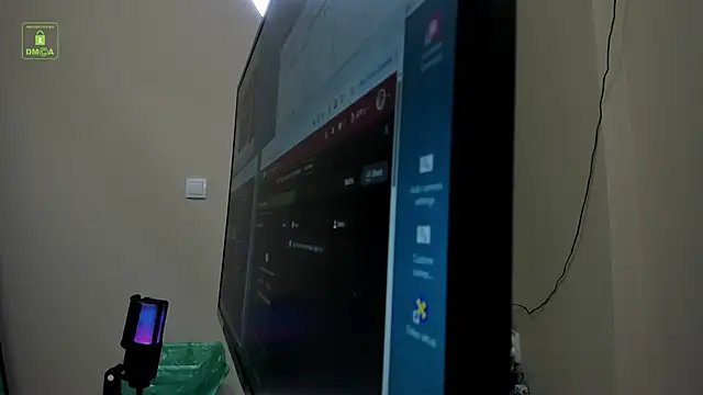 Snapshot of Benny_Powell chatting on 09/30/25, 04:34 Benny Powell online show from 09/30/25, 04:34