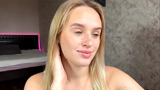 ElisabetLorney online show from 10/08/25, 08:01