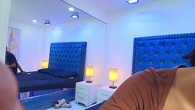 Damian and roxanne online show from 09/12/25, 12:27