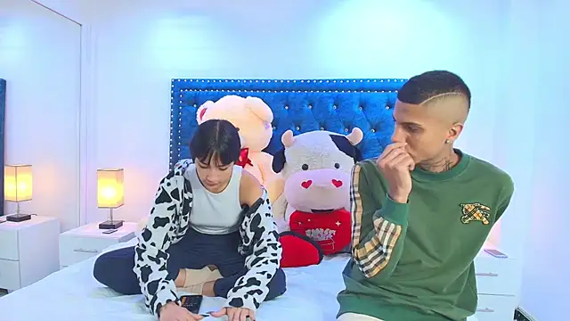 Damian and roxanne online show from 09/20/25, 12:39