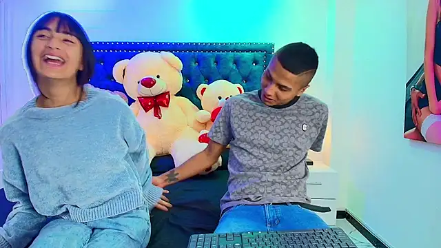 Damian and roxanne online show from 10/15/25, 12:38