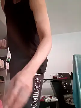 Alejandro92 cali online show from 11/01/25, 03:25