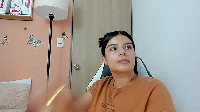 valerihouse online show from 02/03/25, 11:05