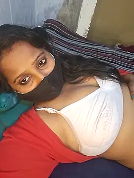 Minu love online show from 03/04/26, 07:42