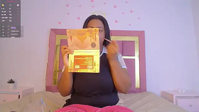 PenelopeBoobss online show from 03/06/26, 09:00