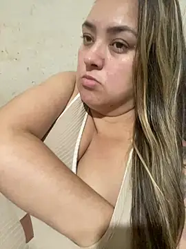 bruna438 online show from 03/13/26, 10:33