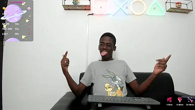 Snapshot of Alan_blacke chatting on 09/22/25, 08:11 Alan blacke online show from 09/22/25, 08:11