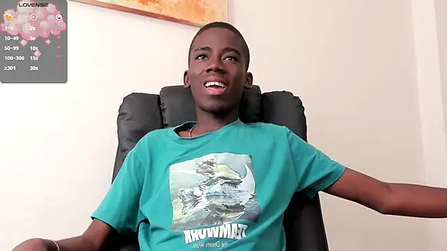 Snapshot of Alan_blacke chatting on 11/25/25, 12:38 Alan blacke online show from 11/25/25, 12:38