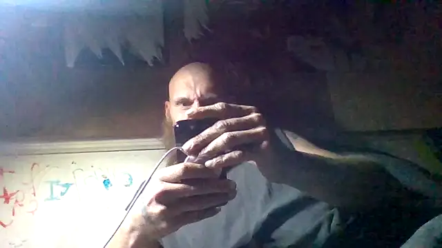 Snapshot of Cowboy815 chatting on 06/03/26, 03:09 Cowboy815 online show from 06/03/26, 03:09