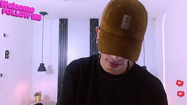 Franvill Trato online show from 01/17/26, 07:28