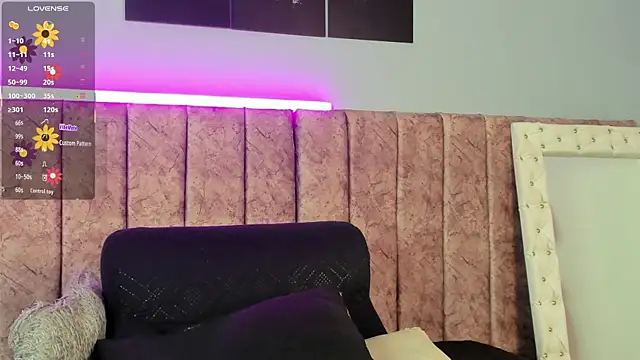 Niicolle Evanss online show from 01/11/26, 12:54