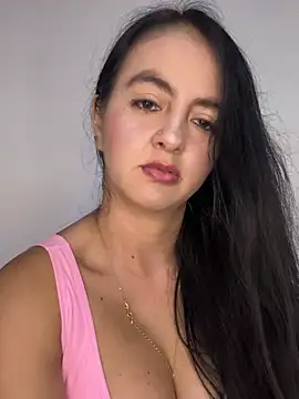 Snapshot of salo-rousee chatting on 01/11/26, 10:15 salo-rousee online show from 01/11/26, 10:15