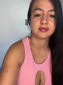 Snapshot of salo-rousee chatting on 06/22/26, 10:23 salo-rousee online show from 06/22/26, 10:23