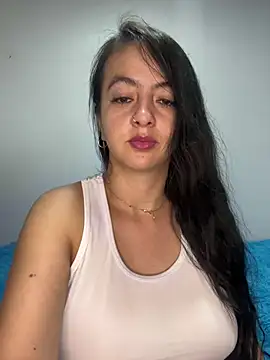 Snapshot of salo-rousee chatting on 07/22/26, 10:07 salo-rousee online show from 07/22/26, 10:07