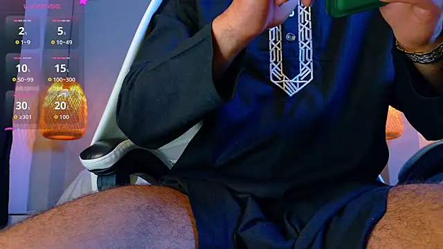 Thaiel Fosteer online show from 03/18/26, 07:11