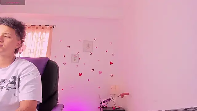 LiaaMoretzz online show from 02/17/26, 07:42