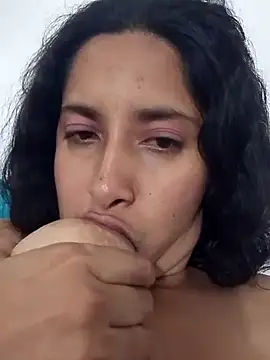 anitotori online show from 09/30/25, 02:05