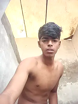 monster 33 online show from 10/29/25, 04:59