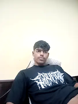 monster 33 online show from 04/16/26, 07:53