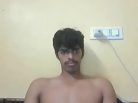 monster 33 online show from 06/08/26, 01:55