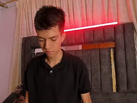 dylan 202520  online show from 10/06/25, 11:40