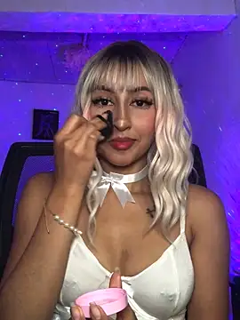 Snapshot of Samara_SaenzV chatting on 10/09/25, 11:47 Samara SaenzV online show from 10/09/25, 11:47