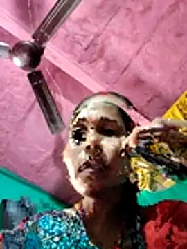 Pooja750 online show from 11/19/25, 07:08