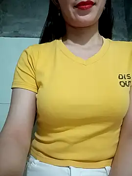 Vyvyy06 online show from 10/25/25, 12:23