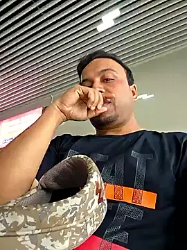 BindaasBong online show from 10/07/25, 05:04