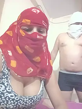 Hot Chili Coupel online show from 05/28/26, 12:24