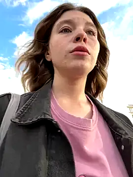 Mimiumuy online show from 09/17/25, 02:08