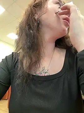 Mimiumuy online show from 10/06/25, 02:25