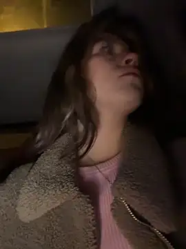 Mimiumuy online show from 12/21/25, 02:24