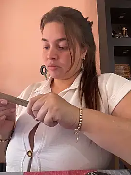 sarahreyess 11 online show from 03/07/26, 07:33