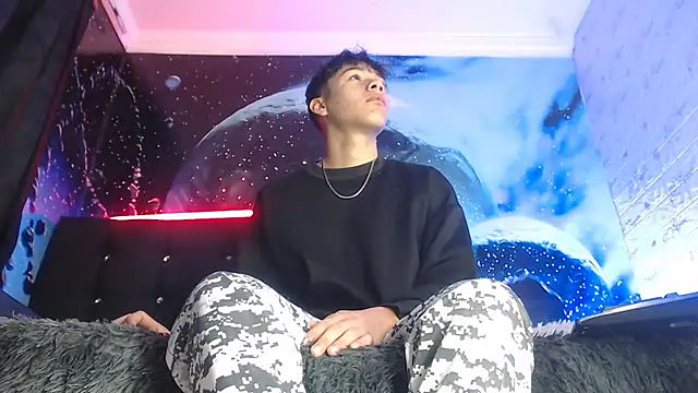 SemerHott online show from 10/27/25, 01:26