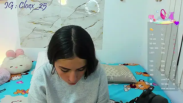 cloex  online show from 09/26/25, 10:58